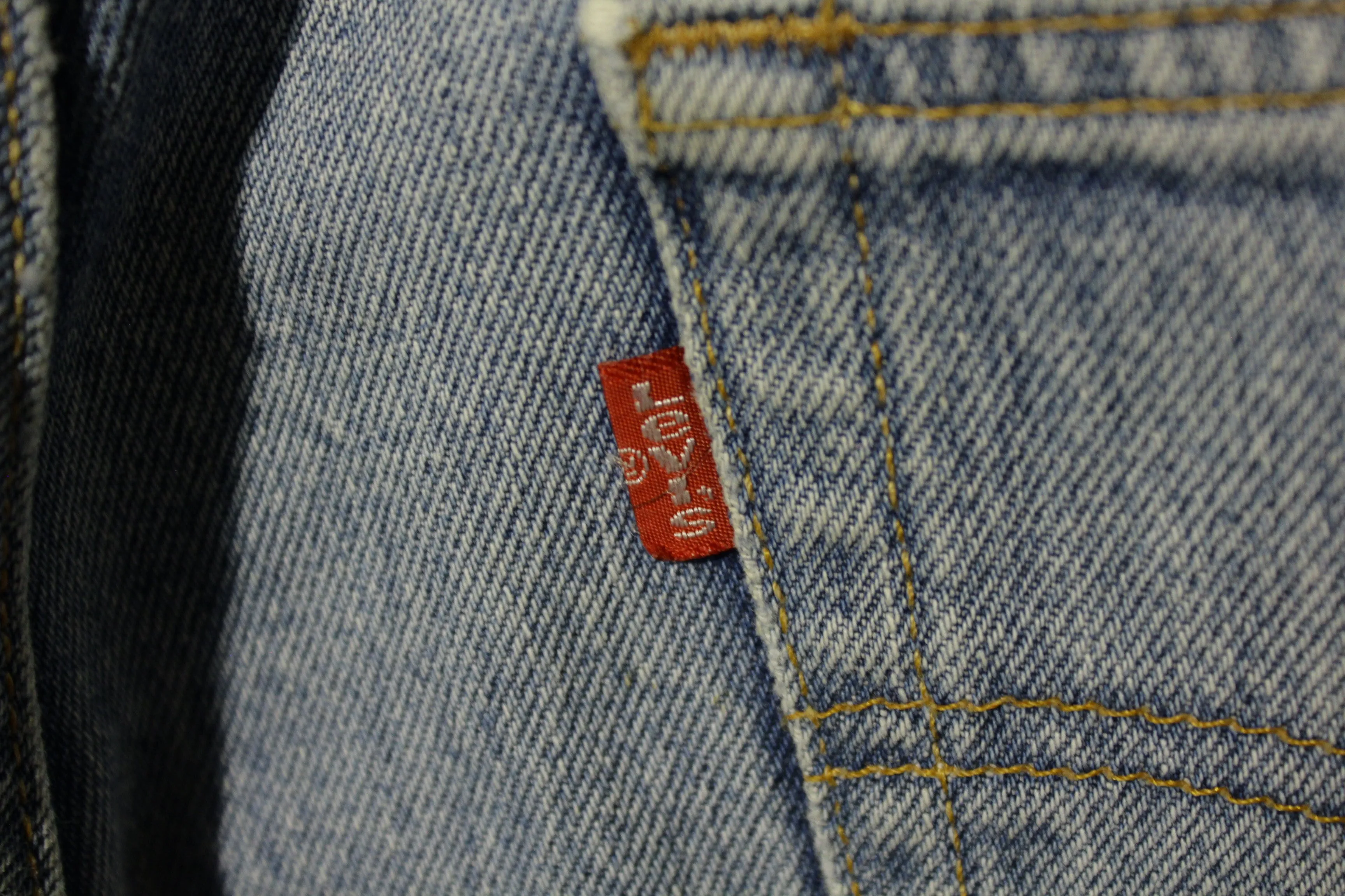 90s Levis 501 Button Fly Jeans. Vintage Grunge Punk Made in USA 501xx 34x28