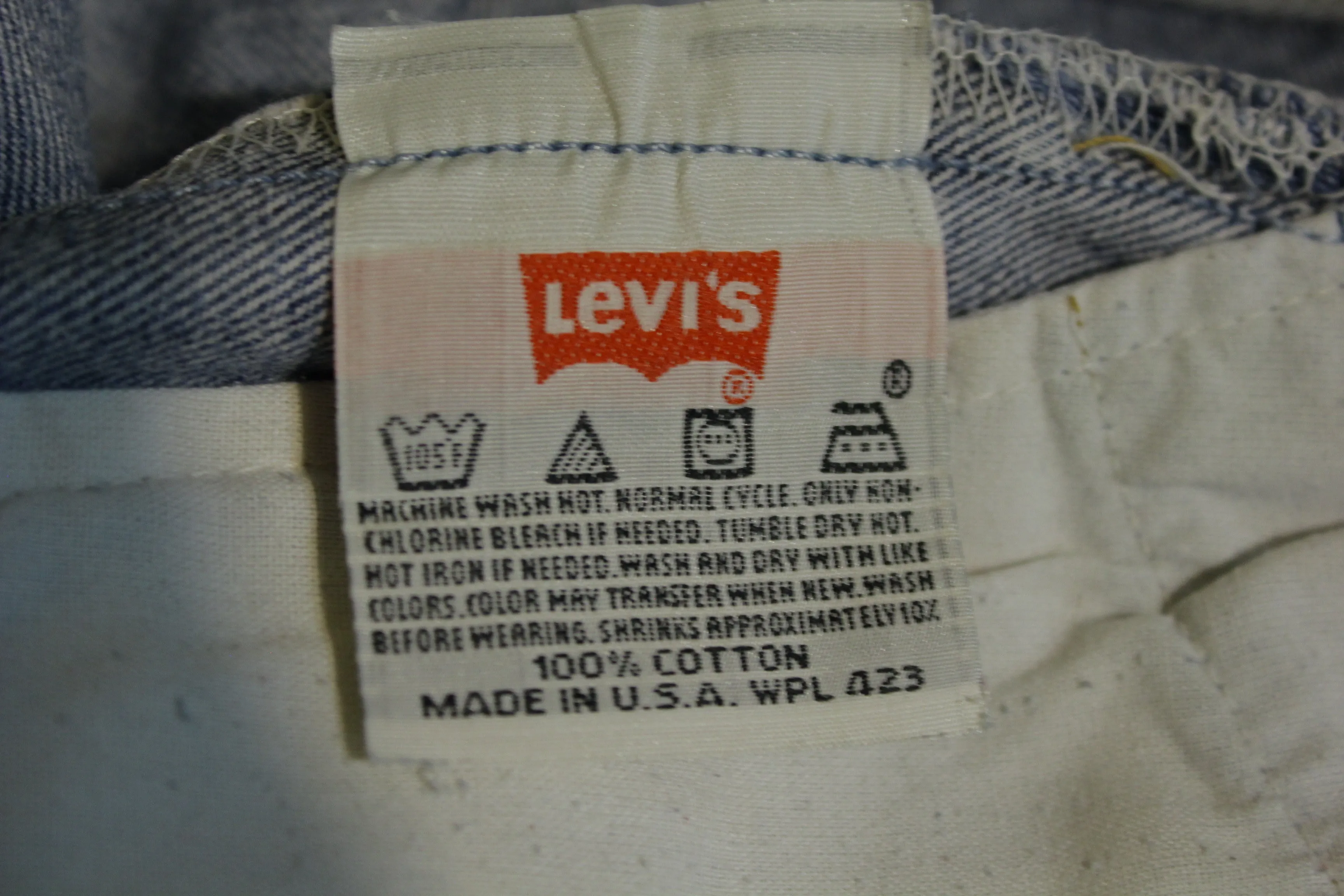 90s Levis 501 Button Fly Jeans. Vintage Grunge Punk Made in USA 501xx 34x28