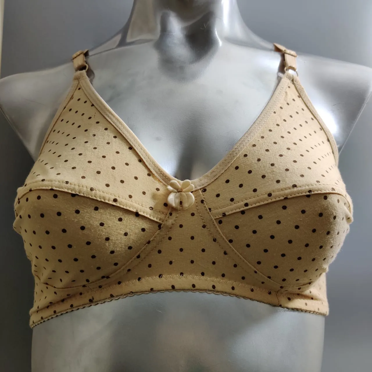 COMFORT NON-PADDED NON-WIRED BRA ZB6 (6 Design)