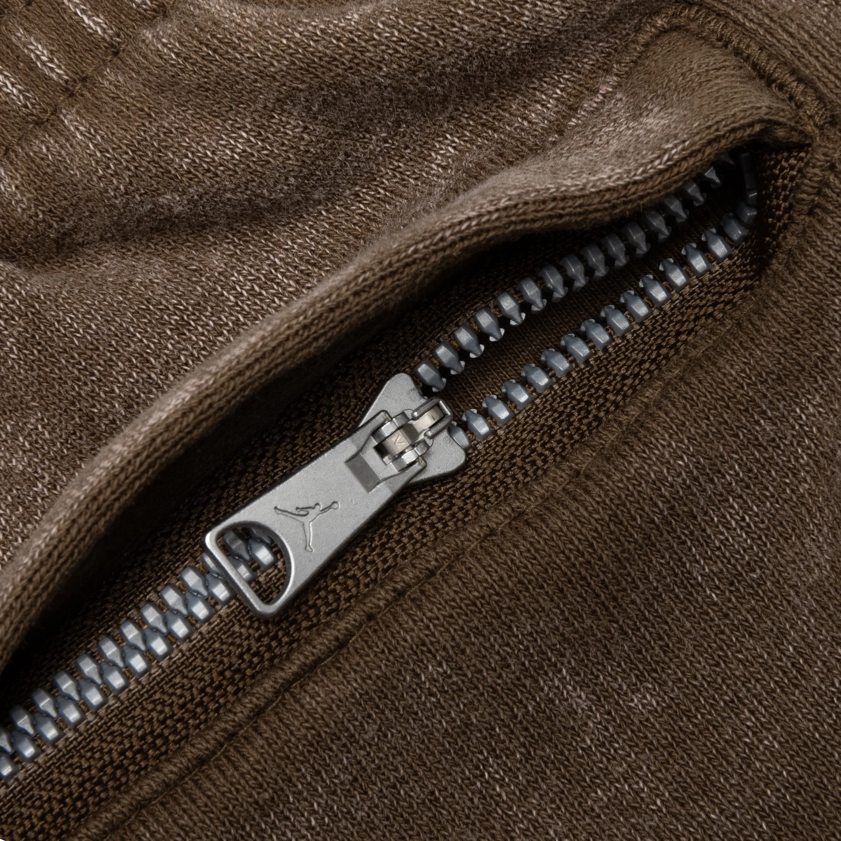 Essential Statement Fleece Pants - Light Olive