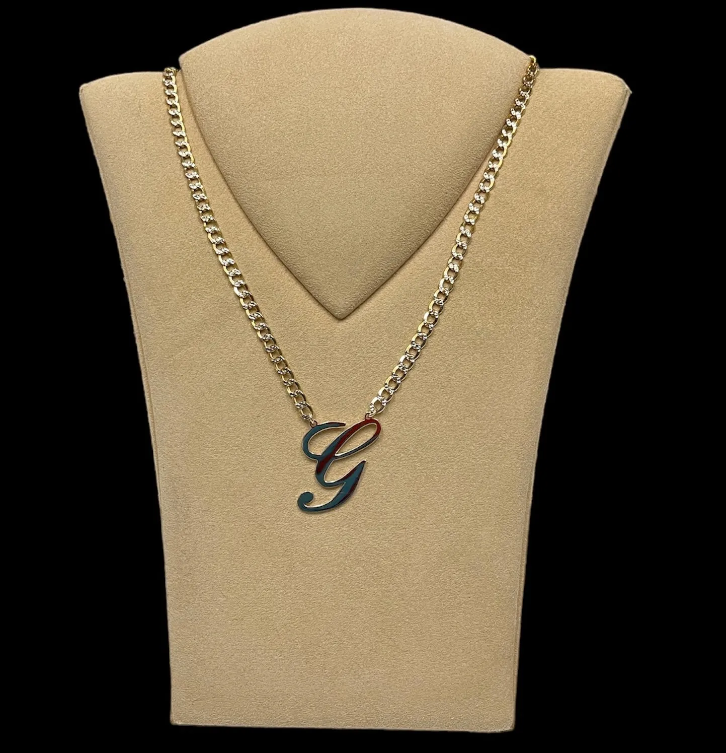 Initial necklace NC085