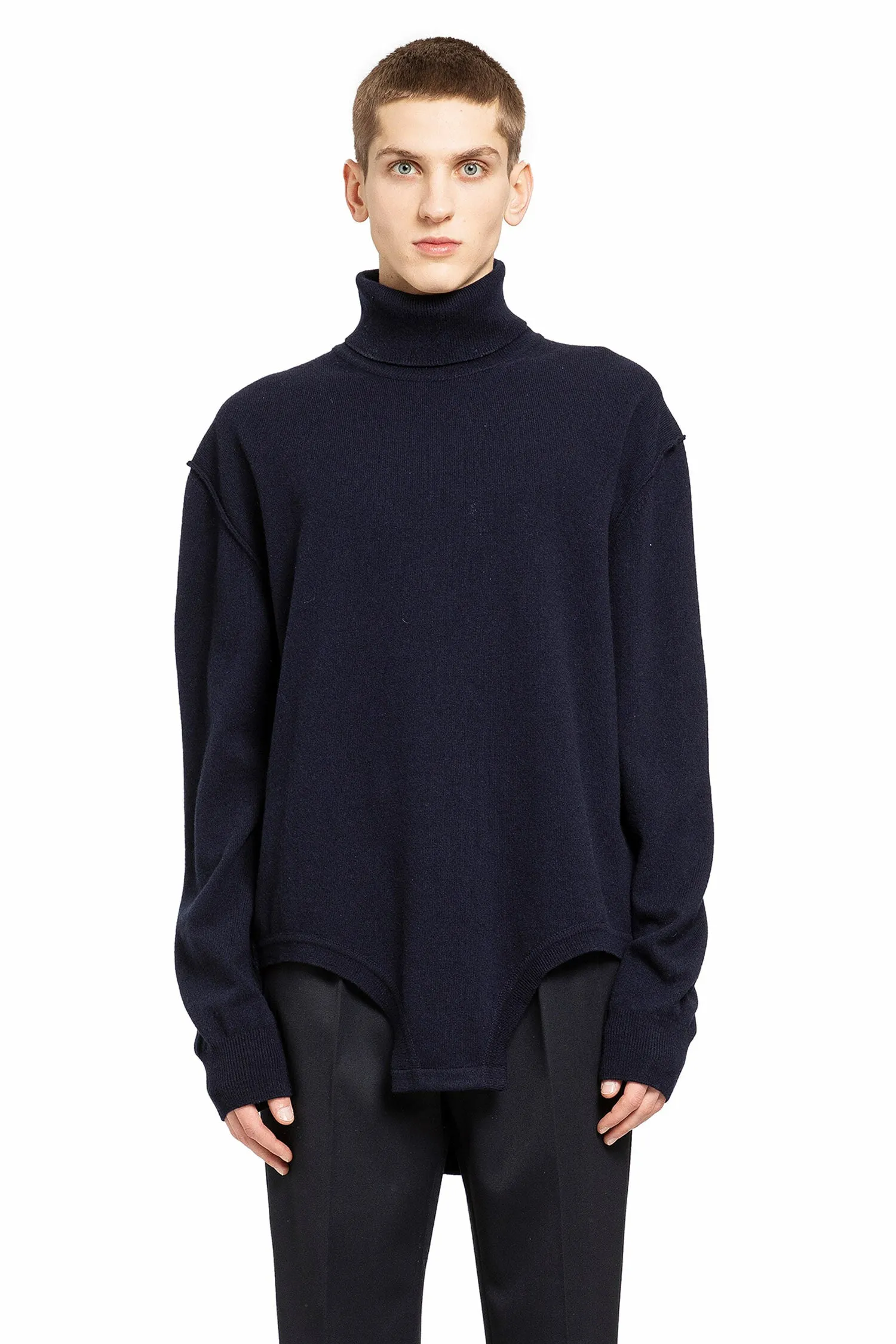 MAISON MARGIELA MAN BLUE KNITWEAR